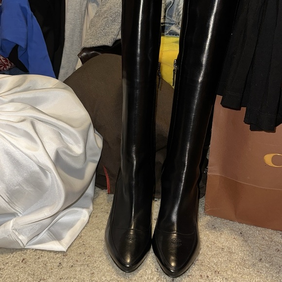 Chanel boots NIB - Picture 10 of 11